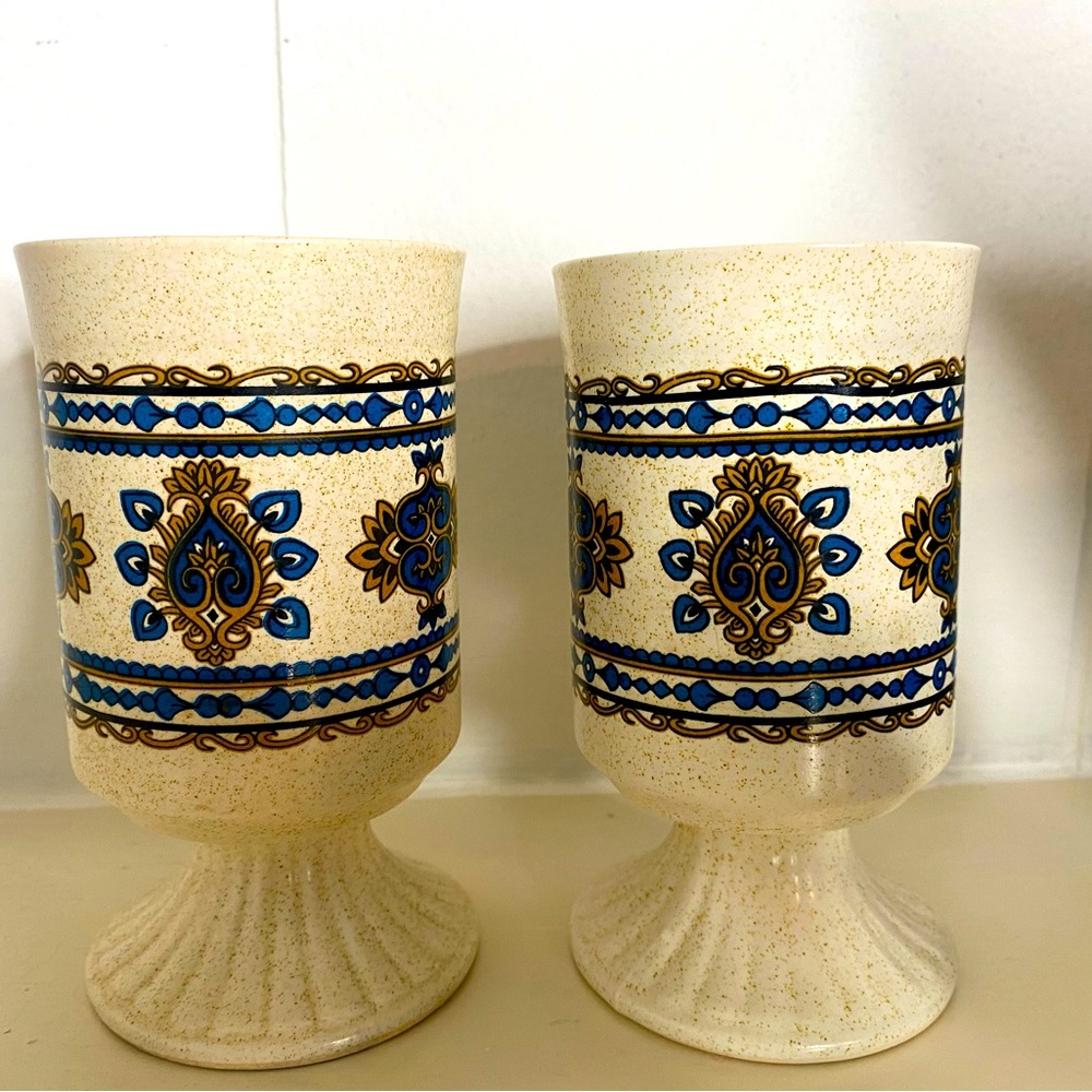 Beautiful His And Her Coffee Mugs.